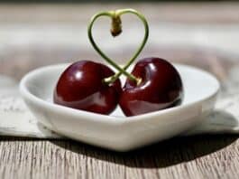 Cherries and cherries purify the body